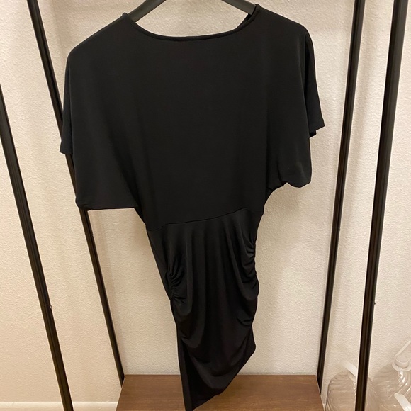 Dress - Picture 7 of 8